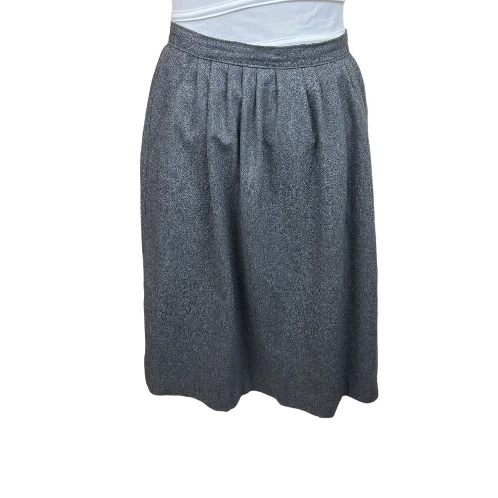 Vintage wool blend skirt, size 9, lined, pockets, pleated, button/zipper